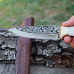 Gravür İşlemeli Koleksiyon Bıçak - N690 Çeliği - Geyik Sap - 24 Cm