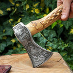 Kurt Başlı Keçi Gravür İşlemeliÖzel Kamp Baltası - 35 CM