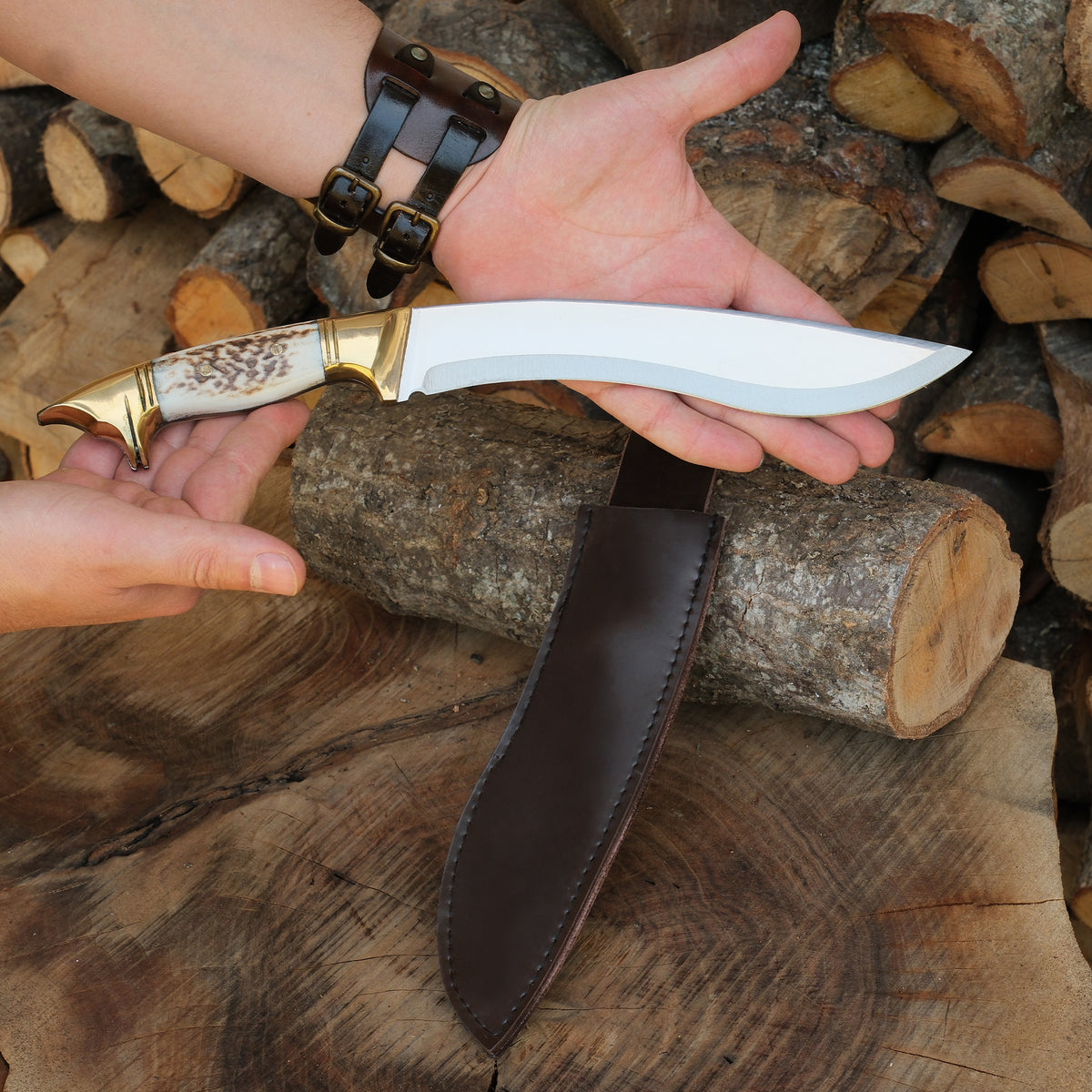 4034 paslanmaz Alman çeliği ve orijinal geyik boynuzu saplı 38 cm el yapımı bıçak