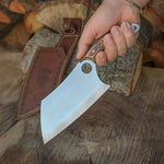 El işçiliğiyle üretilmiş bu 30 cm’lik bıçak, dayanıklı 4034 Alman çeliği ve sağlam verzalit sapıyla uzun süreli kullanım sağlar.