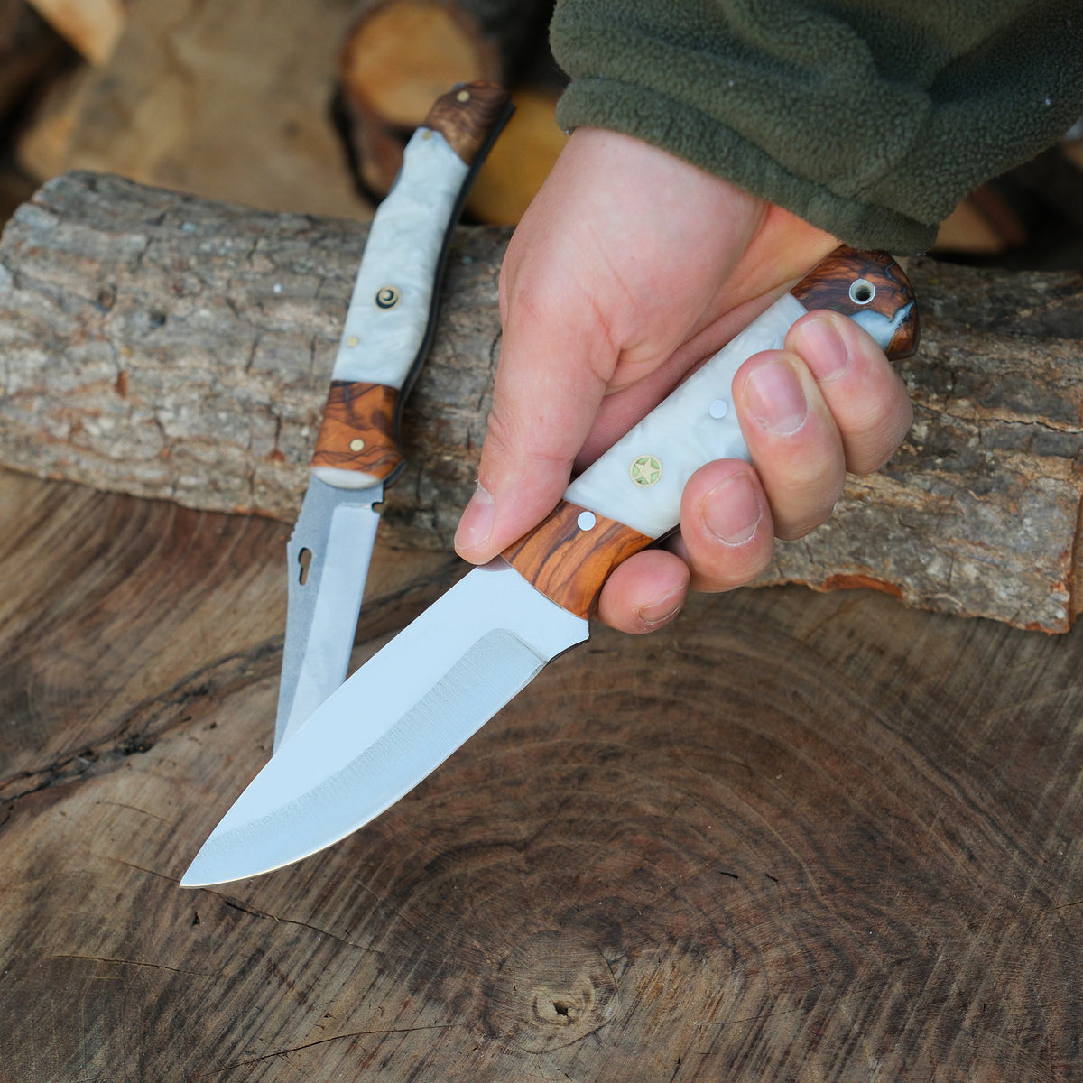 Yatağan ustalarının el işçiliği ile üretilmiş çift bıçaklı özel set