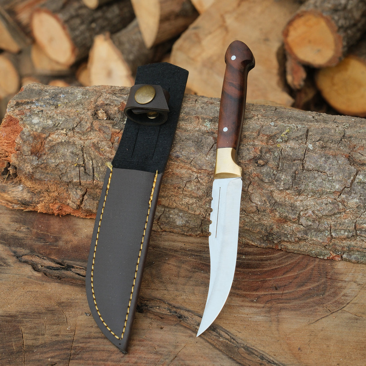 034 Alman çeliğinden yapılmış ceviz saplı kompakt el yapımı bıçak