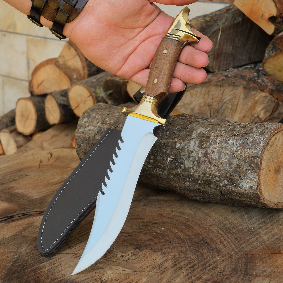 4116 Alman çelikten üretilmiş ceviz saplı el yapımı uzun bıçak