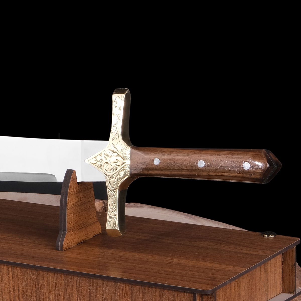 Paslanmaz Alman çeliğinden yapılmış 50 cm uzunluğunda kılıç