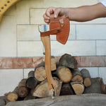 Estetik ceviz saplı, sağlam ve keskin el yapımı balta