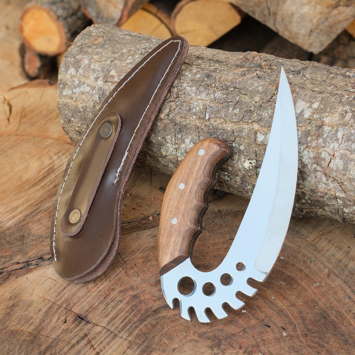 Doğal ceviz sap ve paslanmaz çelikten üretilmiş kompakt bıçak modeli