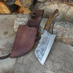 Geleneksel Yatağan ustalığıyla üretilmiş ceviz saplı dövme bıçak