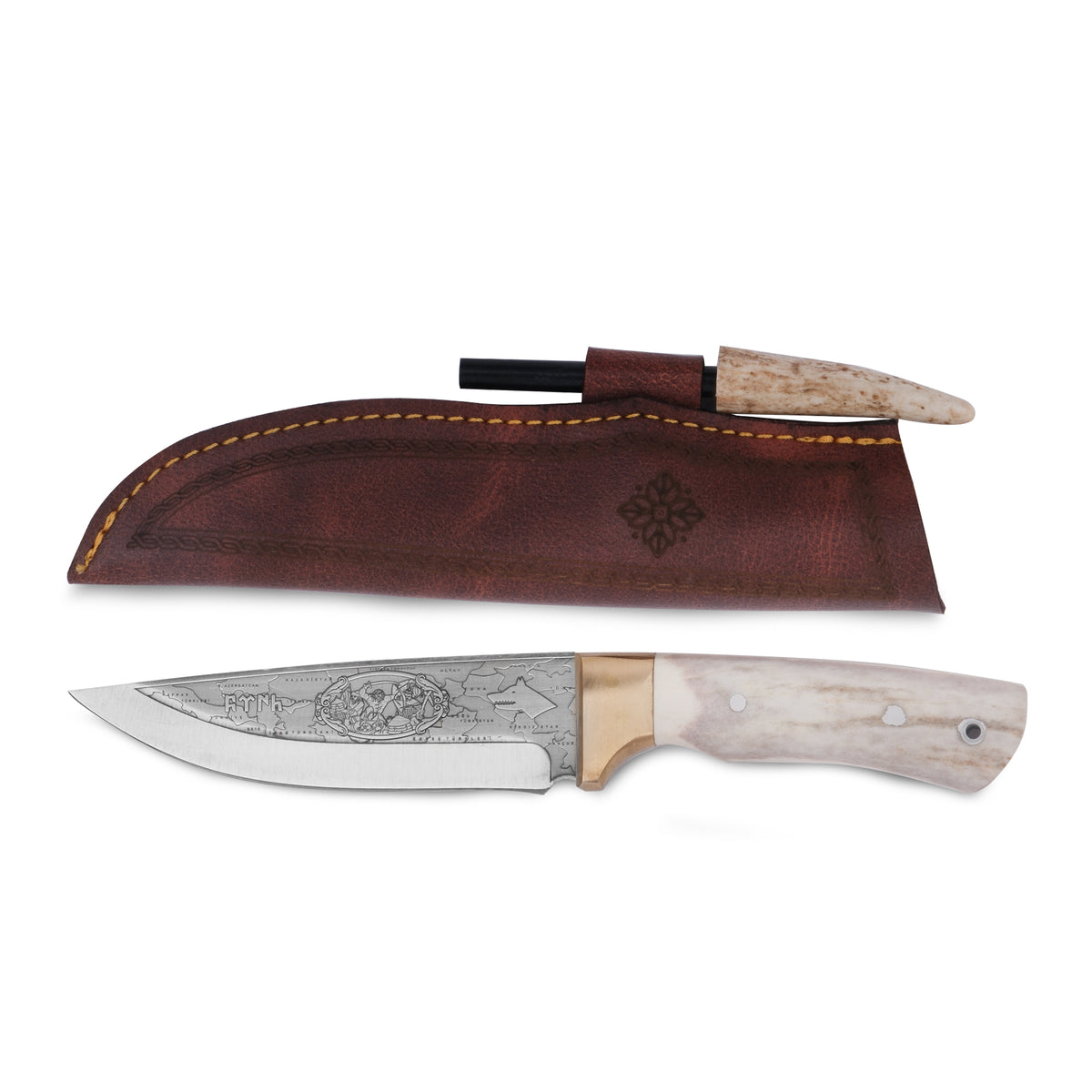 Ergonomik tutuş sunan el işçiliğiyle yapılmış doğal saplı bıçak