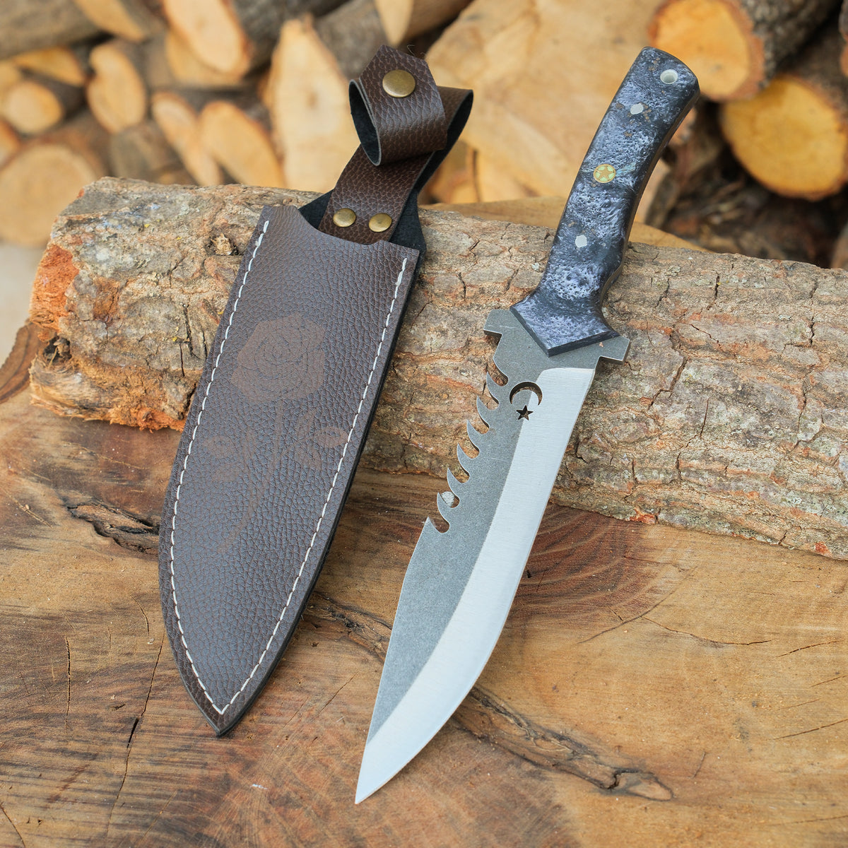 Mutfak ve kamp kullanımı için epoksi saplı dayanıklı çelik bıçak