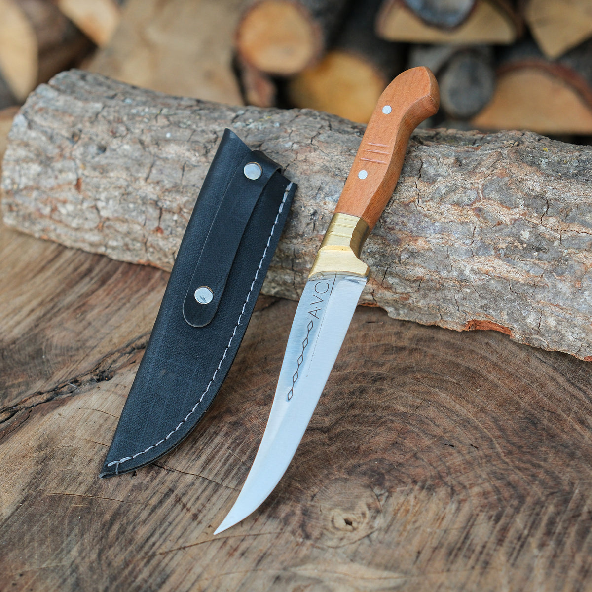 Yatağanlı ustaların işçiliğiyle yapılmış koleksiyonluk ceviz saplı Bel Kaması