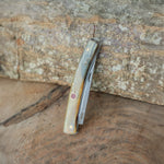 Hafif ve taşınabilir tasarıma sahip kemik saplı el yapımı katlanır model