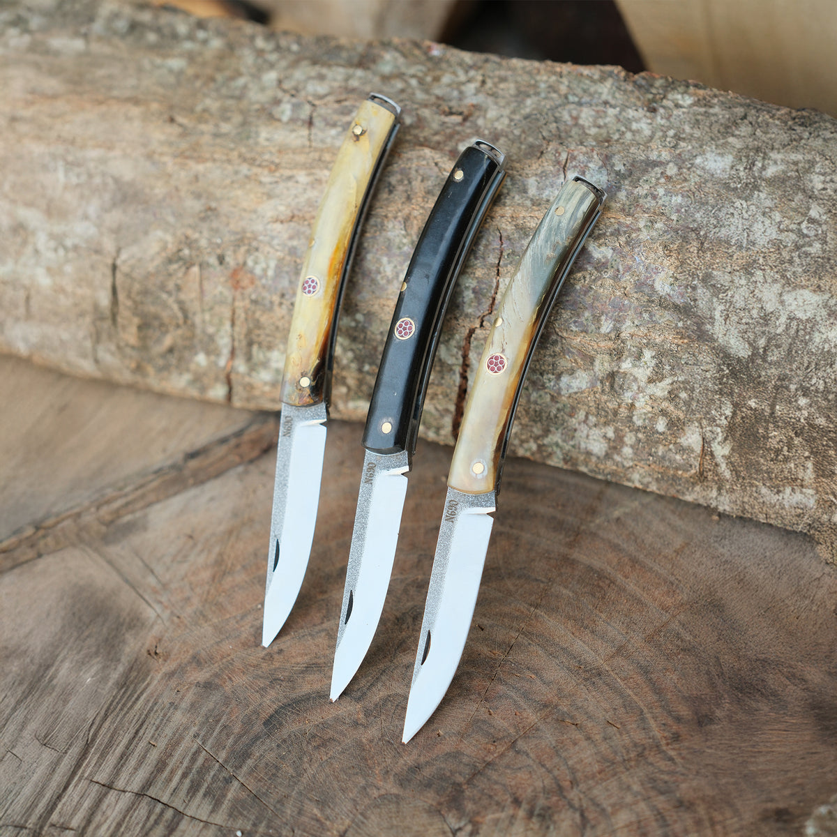 Koleksiyonluk ve günlük kullanım için uygun kemik saplı paslanmaz çelik bıçak