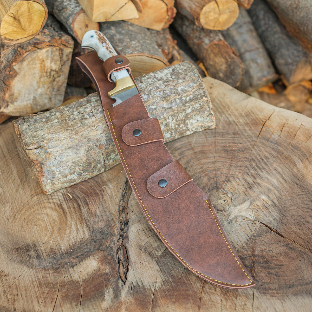 Köse Mehmet bıçakları arasında doğal sapı ve paslanmaz yapısıyla koleksiyonluk ve kullanışlı bir parça.