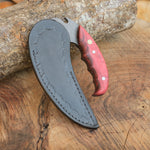 Açık hava etkinliklerinde pratik kullanım sağlayan kompakt bıçak