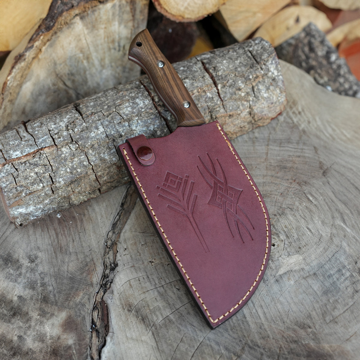 Köse Mehmet bıçakları imzasıyla üretilmiş ceviz saplı N690 çelik özel model bıçak