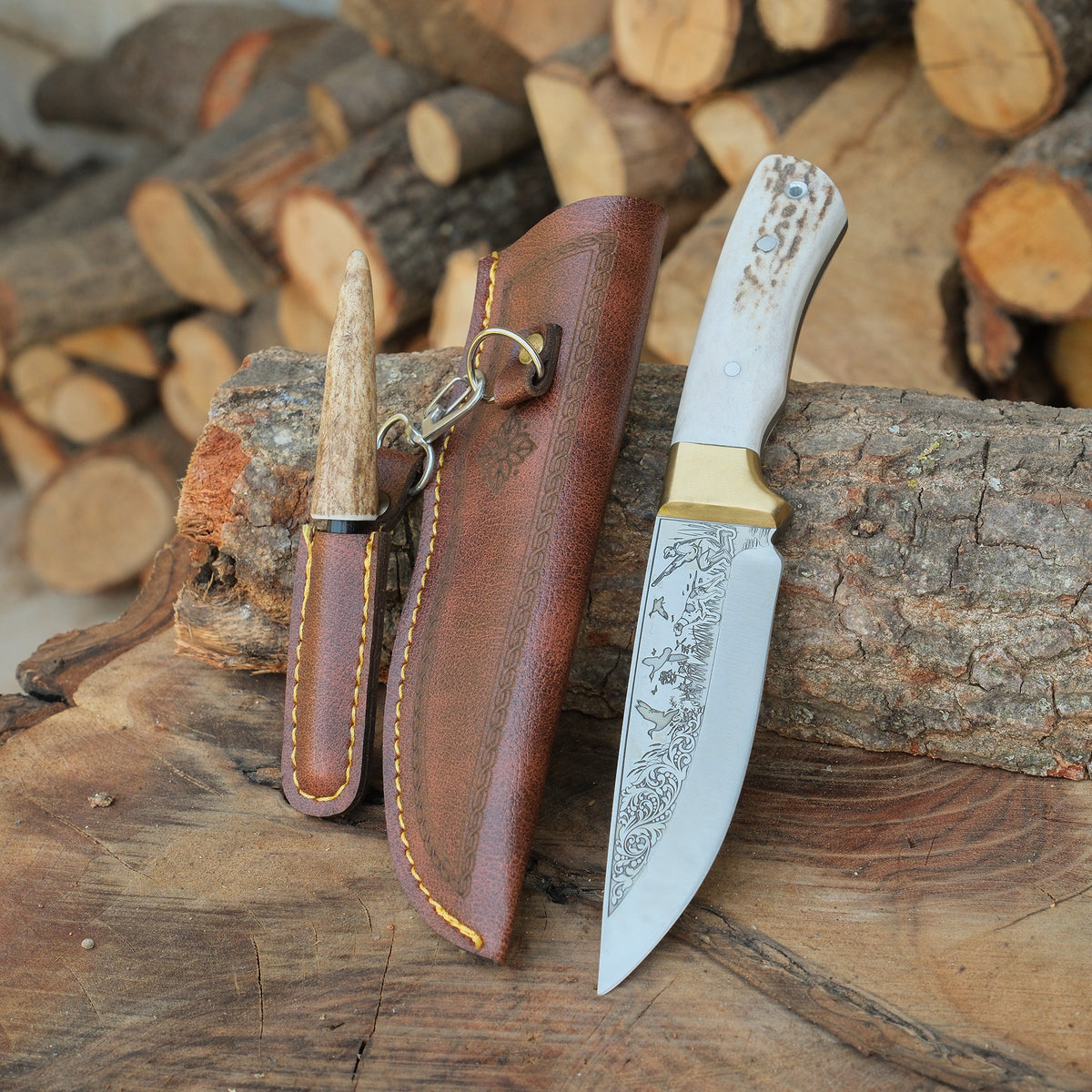 Yatağan kasabasında üretilmiş özel geyik saplı koleksiyonluk model