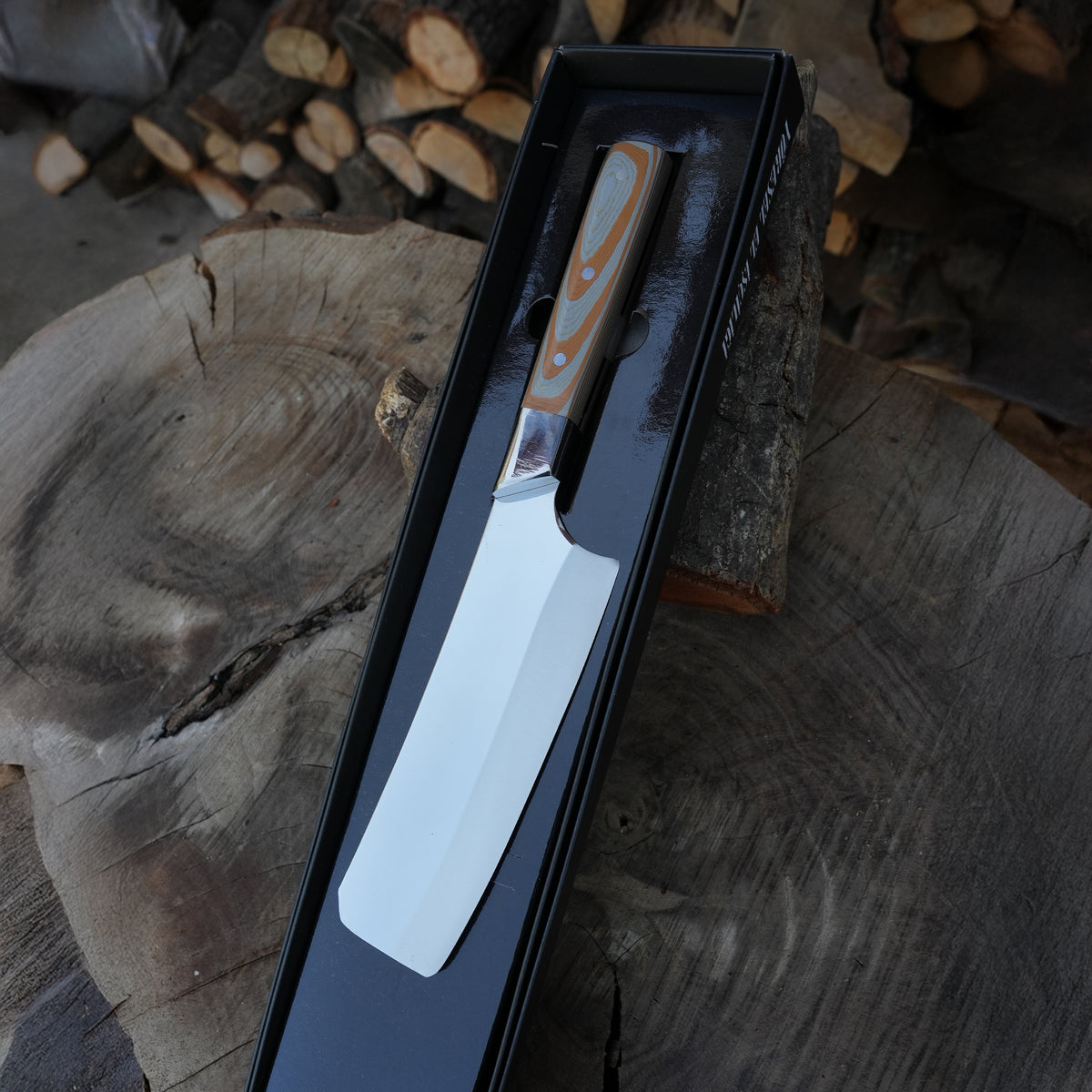 Profesyonel ve ev mutfaklarında ideal kullanım sağlayan kaliteli bıçak