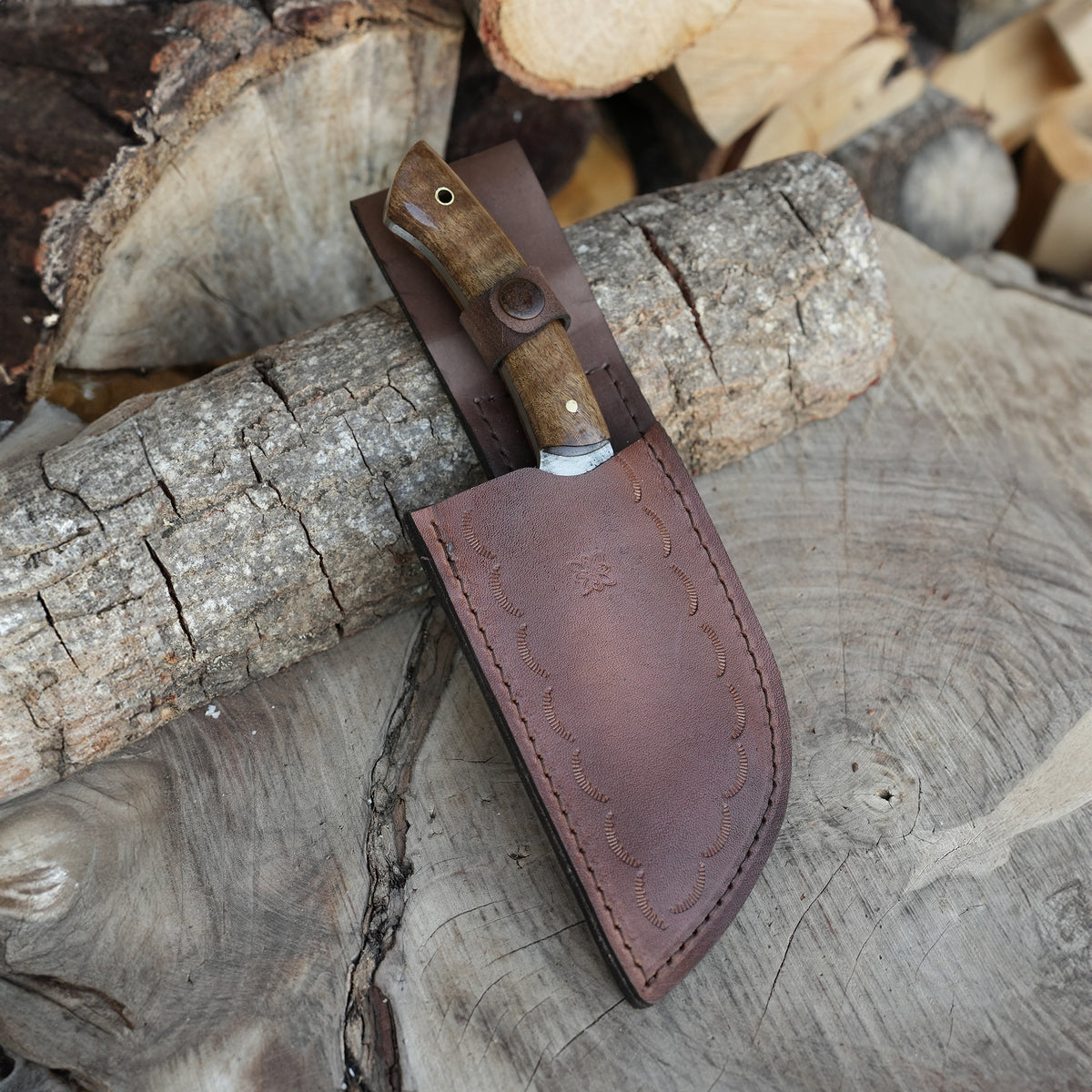 Koleksiyonlarda sergilenecek özel tasarımlı dövme Yatağan bıçak