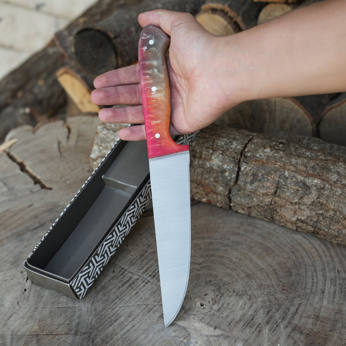 Mutfakta yüksek performans sağlayan dayanıklı N690 çelik bıçak