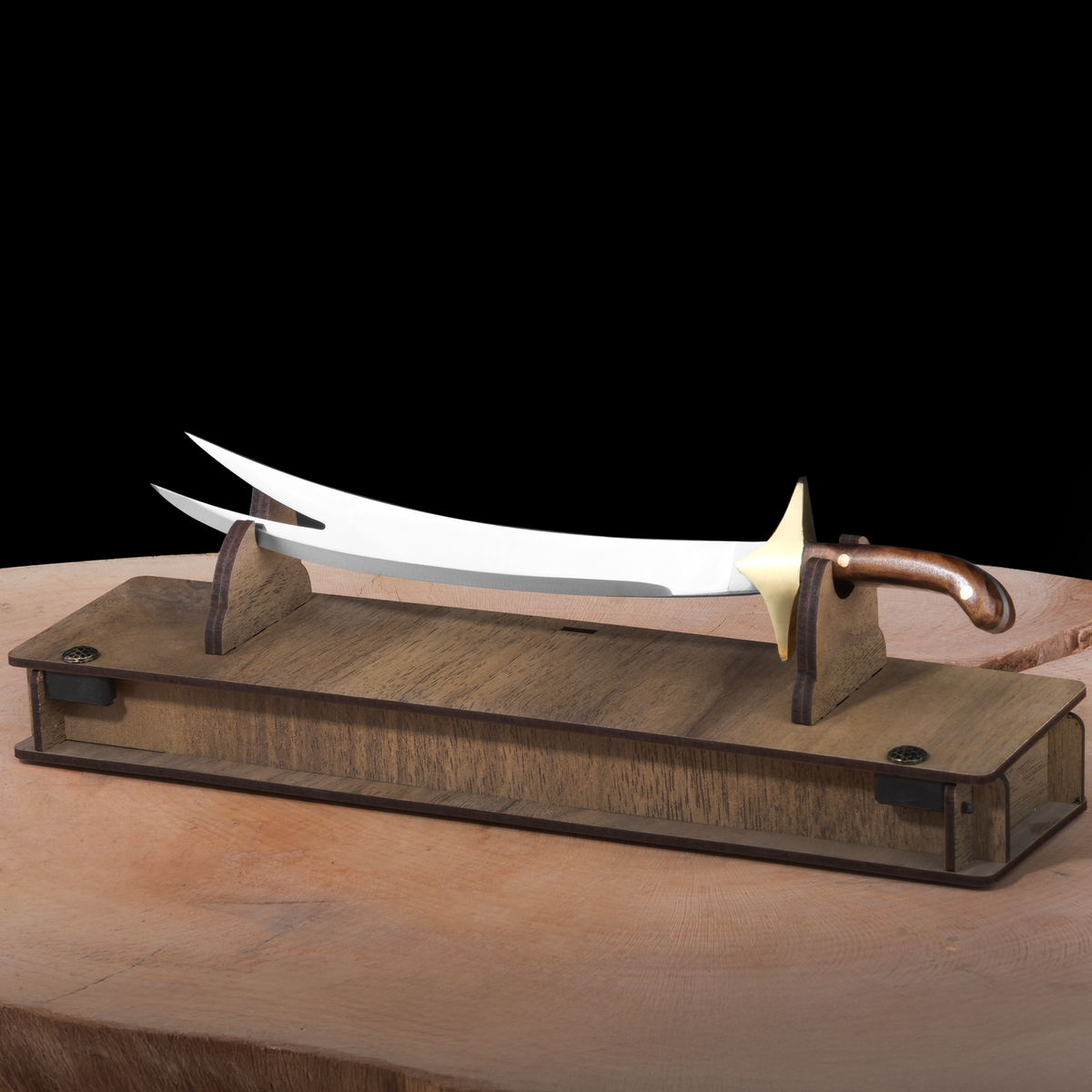 Yatağan ustaları tarafından yapılmış 4034 paslanmaz çelik ceviz saplı bıçak