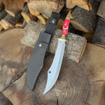 Mika saplı sağlam yapısıyla kamp ve açık hava aktivitelerinde güvenle kullanılabilir.