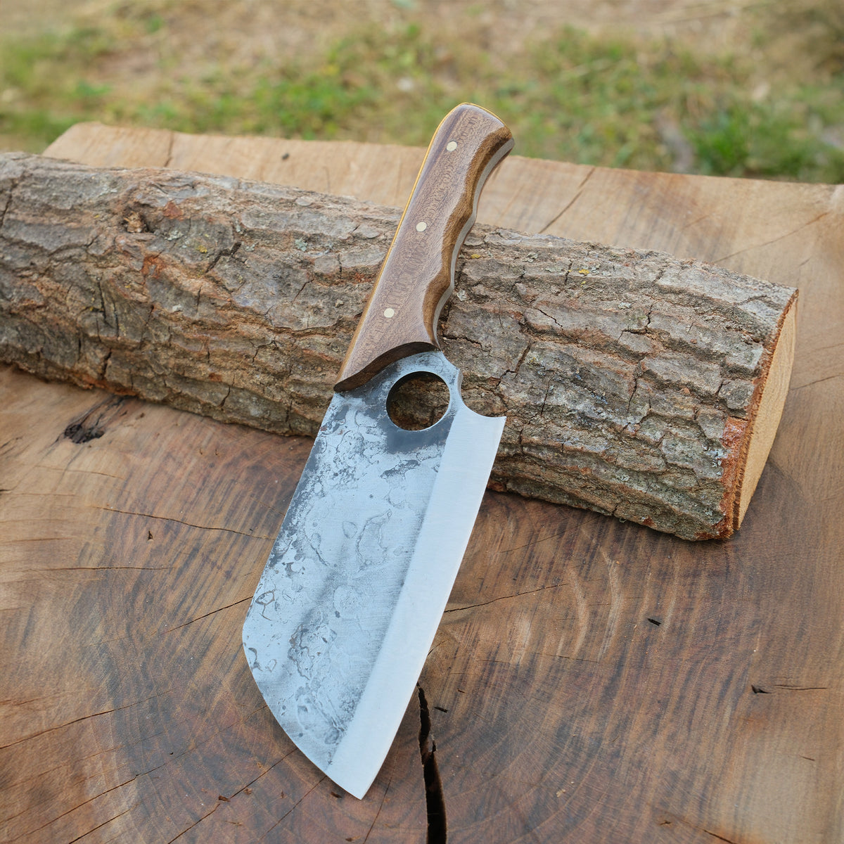 El işçiliği kök ceviz saplı dayanıklı dövme makas çeliği bıçak