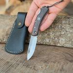 Sırttan kilitli mekanizmaya sahip ceviz saplı Yatağan bıçağı