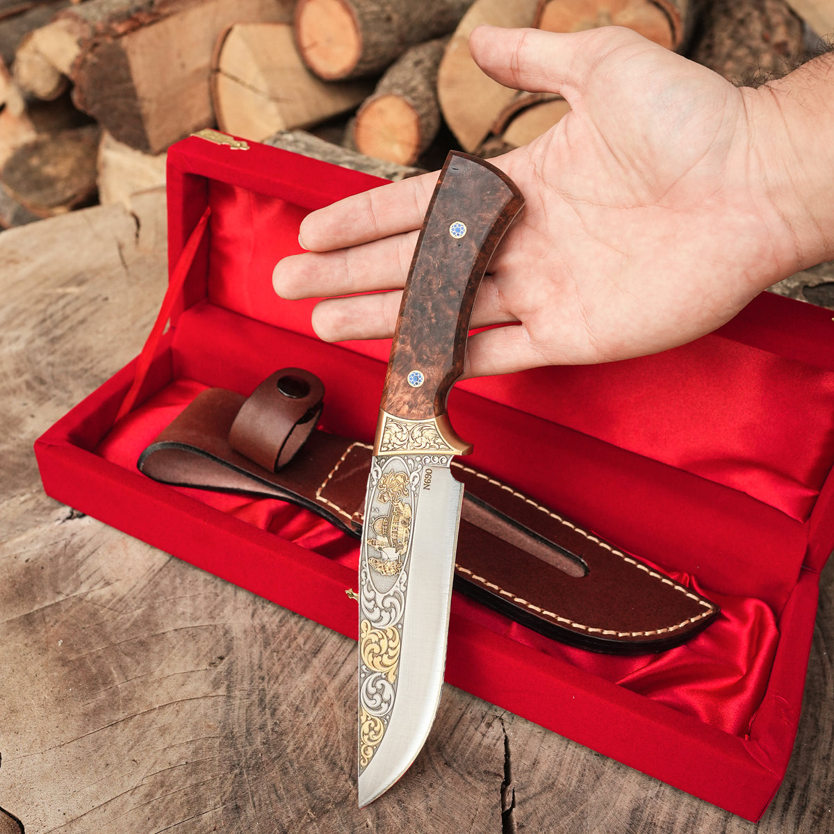 Koleksiyonluk ve Hediyelik Bıçak 24K Altın Kaplama Selahattin Eyyübi - Mescidi Aksa Gravür İşlemeli - Kadife Kutulu