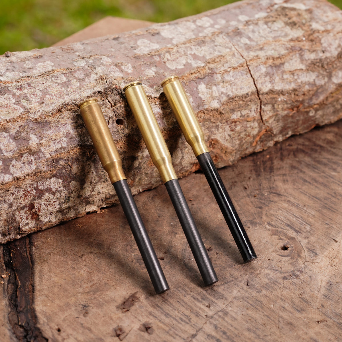 Magnezyum Ateş Başlatıcı Çubuğu – Outdoor ve Kamp İçin Güvenilir Çözüm