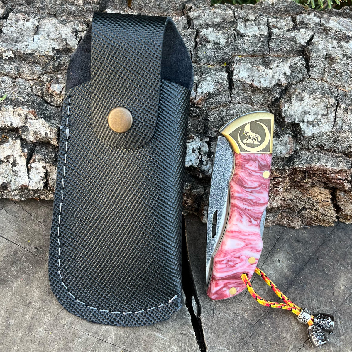 Katlanır Model - N690 Çelik - Kurt İşlemeli Epoksi Sap - 17 Cm