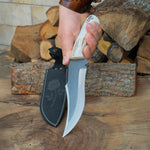 30 cm uzunluğunda, geyik boynuzu saplı ve 4034 Alman çeliğinden yapılmış el yapımı bıçak