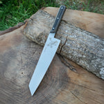 31 cm uzunluğundaki bu şef bıçağı, 4116 Alman çelik gövdesi ve ergonomik verzalit sapıyla mutfakta ustalığınızı destekler.