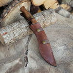 Uzun ömürlü kullanım için ceviz saplı dövme çelik bıçak modeli