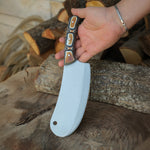 El yapımı bu kamp bıçağı, 4034 Alman paslanmaz çelikten üretilmiş olup, verzalit sapı sayesinde dengeli ve sağlam bir tutuş sunar.